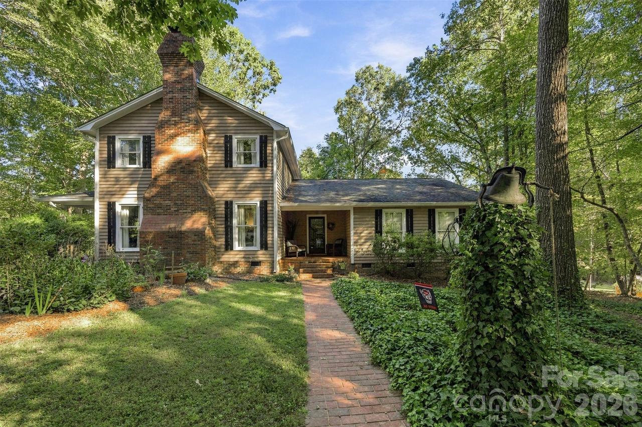2840 Sparrow Springs Rd., Gastonia, NC 28052