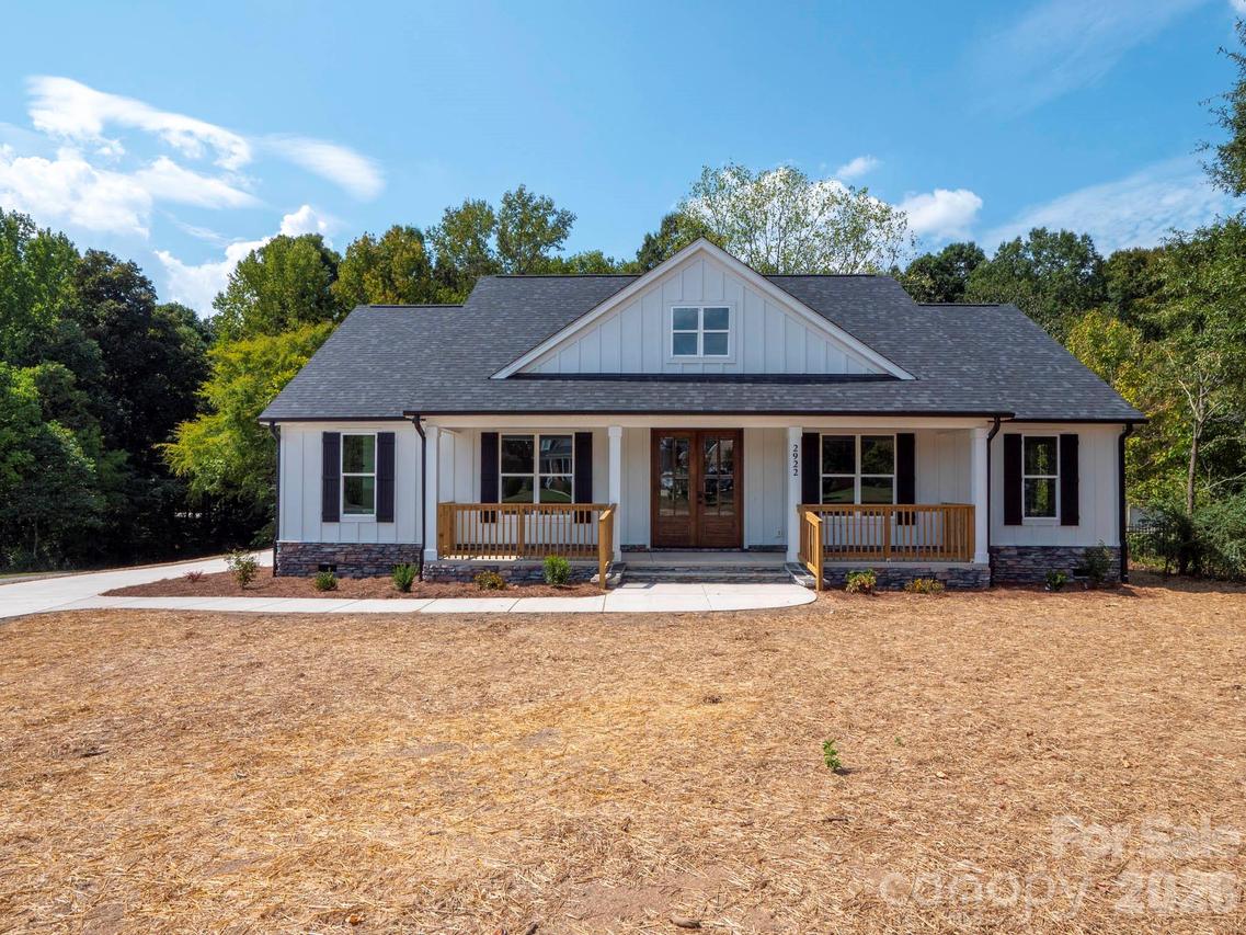 2922 Sweetgrass Ln. #33, Monroe, NC 28112