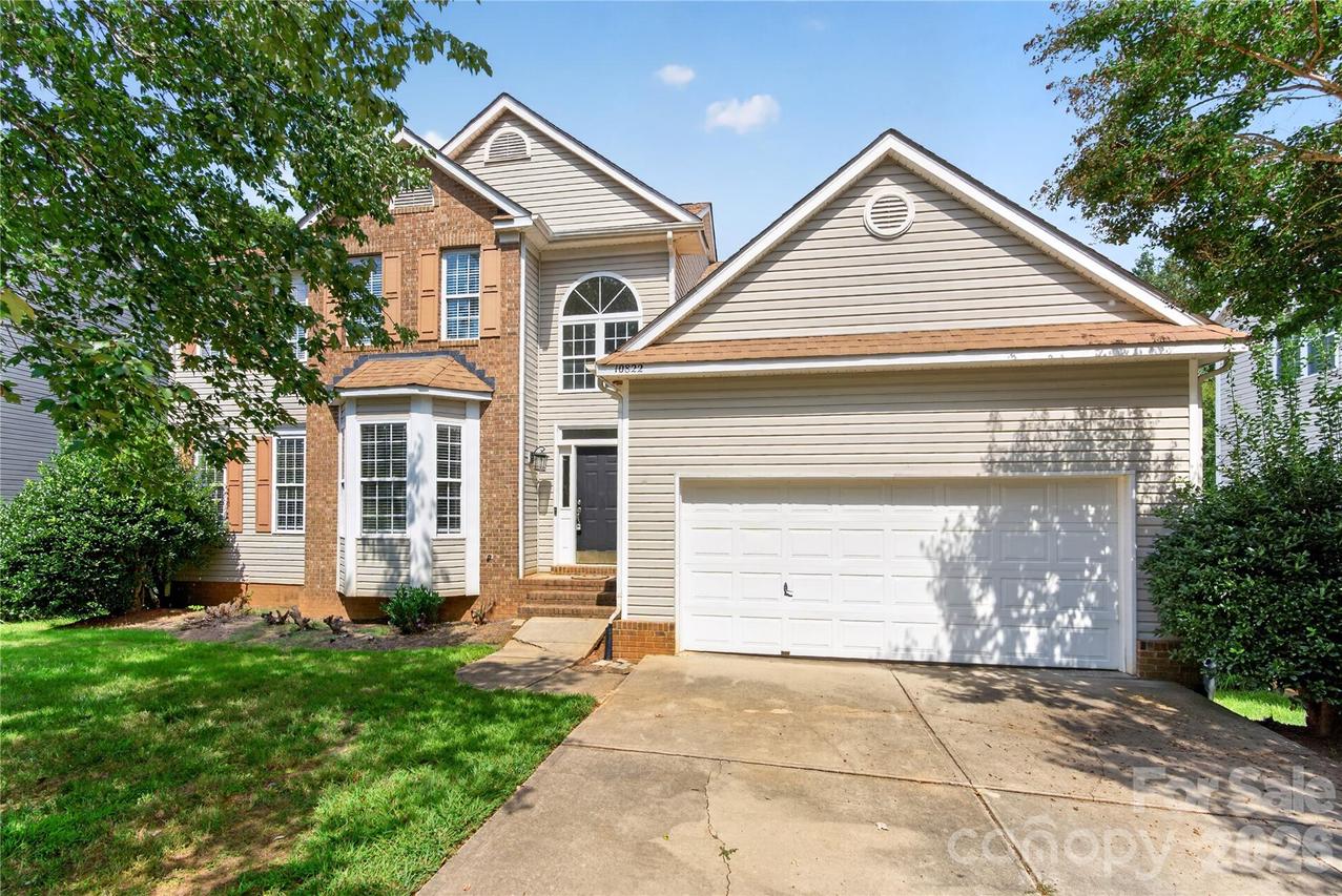 10822 Chamberlain Hall Ct., Charlotte, NC 28277