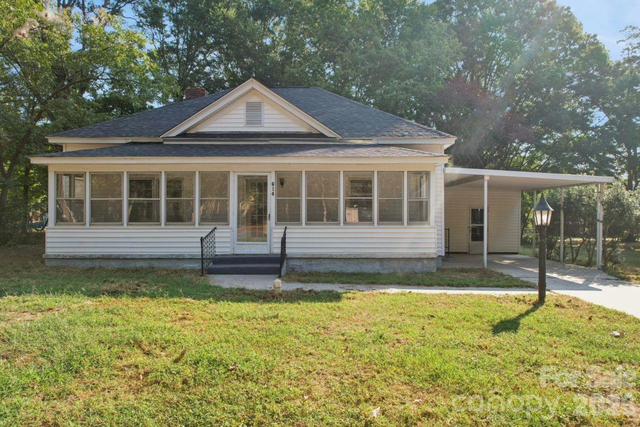 614 Hasty St., Marshville, NC 28103