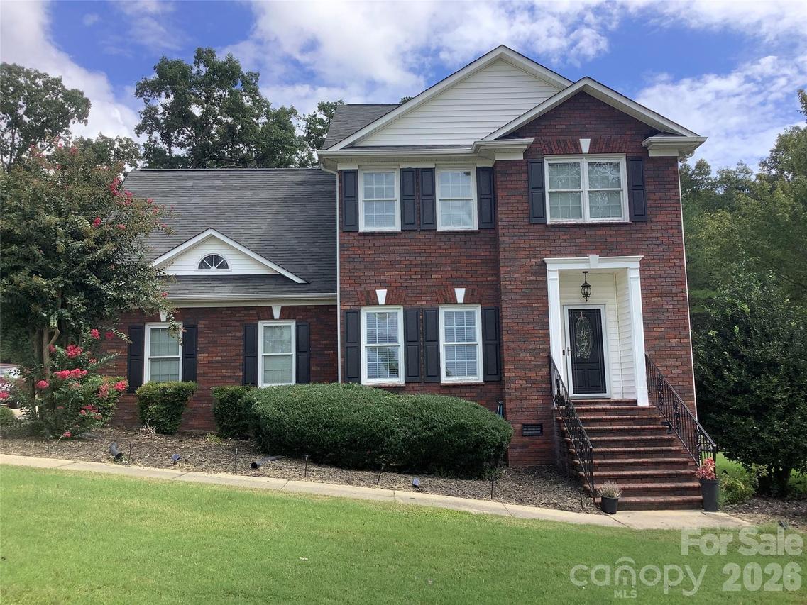 417 Gray Fox Dr., Oakboro, NC 28129