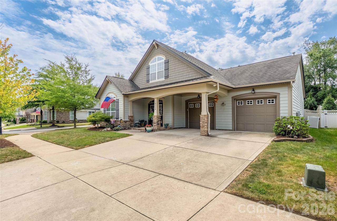 10328 Drake Hill Dr., Huntersville, NC 28078