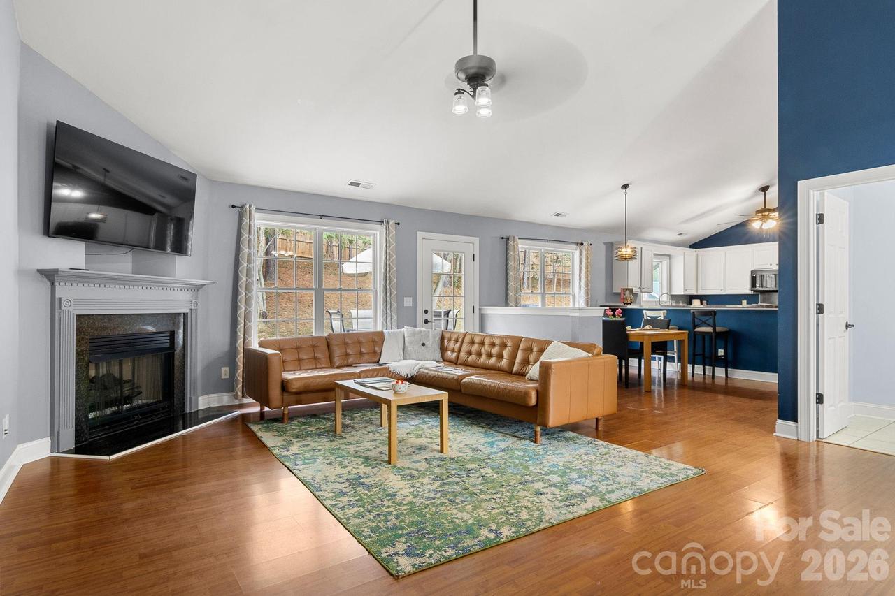 11110 Caroline Whitney Cir., Charlotte, NC 28212