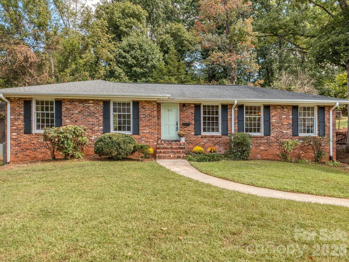 611 Reynolds Dr., Charlotte, NC 28209
