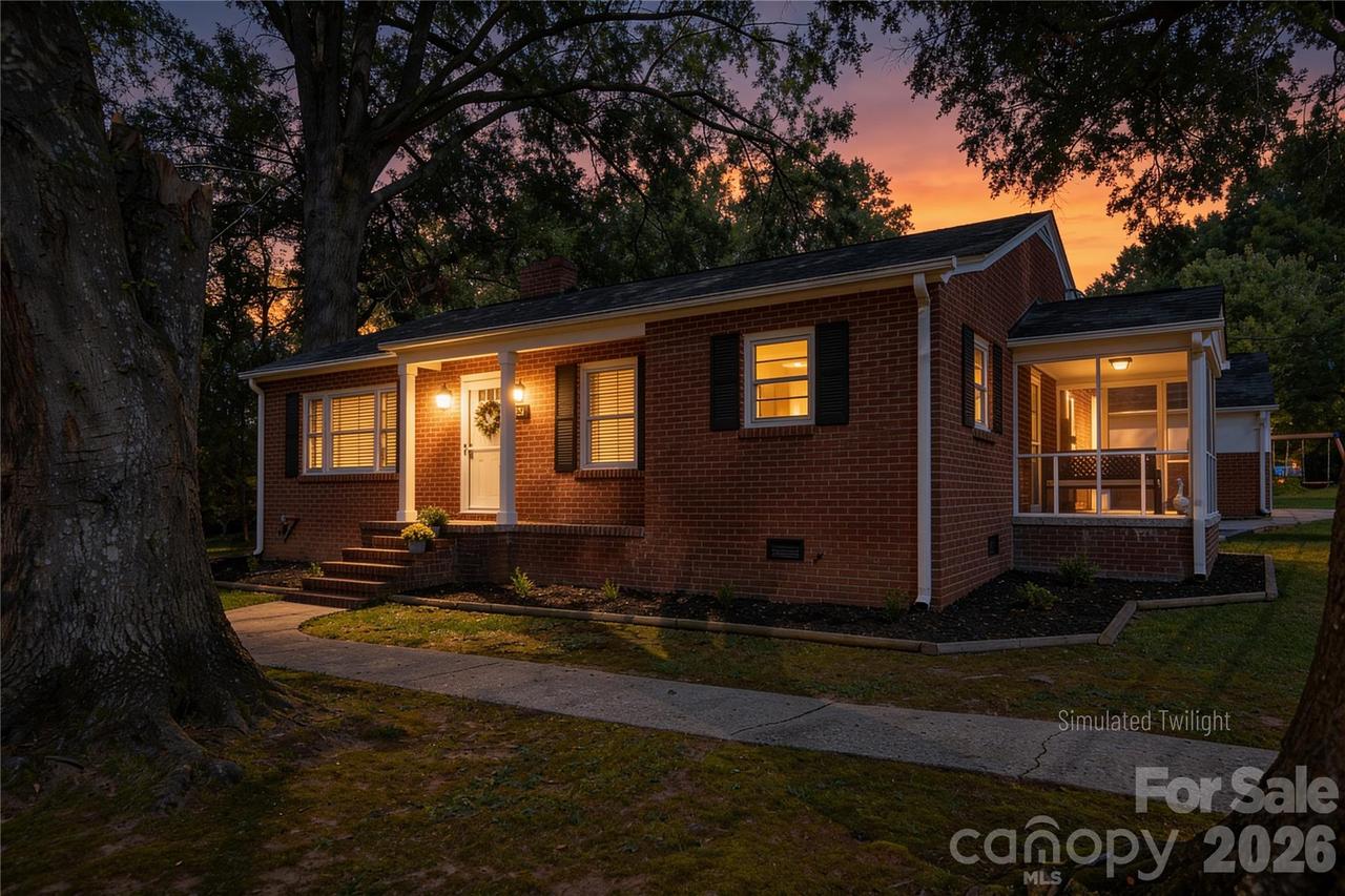 123 E Dixon St., Lincolnton, NC 28092