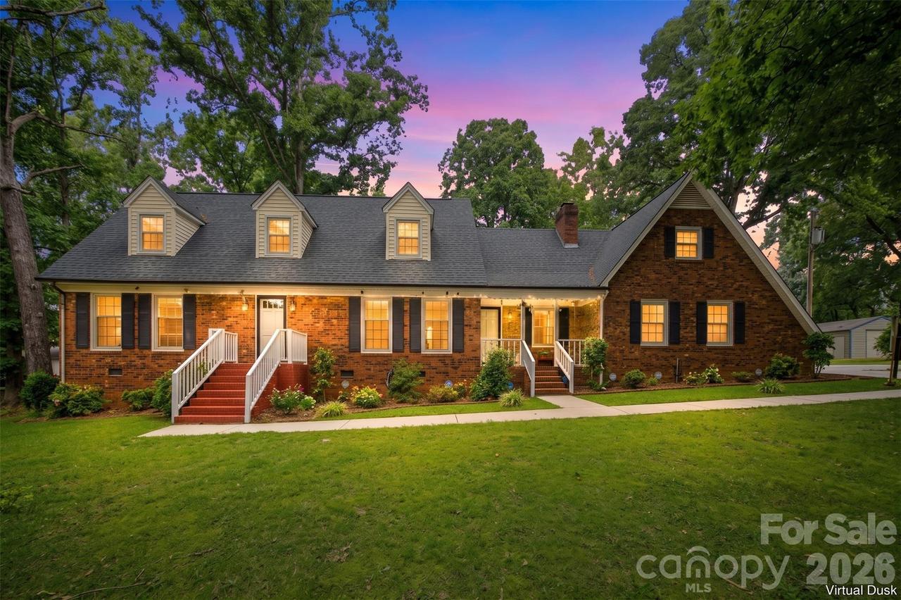 709 Woodside Dr., Kings Mountain, NC 28086