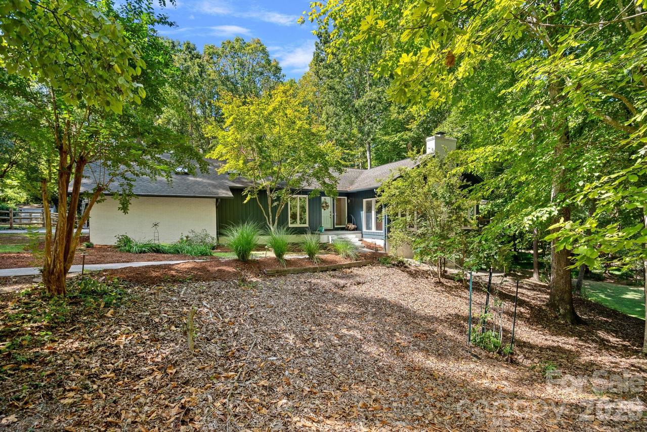 3100 Indian Rock Rd., Charlotte, NC 28270