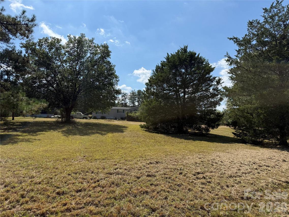 916 Hines Rd., Mooresboro, NC 28114