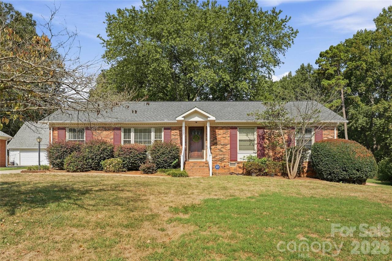 3007 Plentywood Dr., Matthews, NC 28105