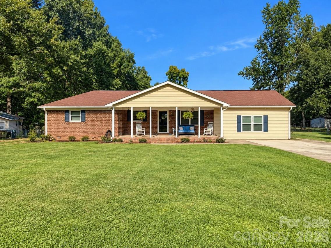 15229 Comanche Ln. #21, Matthews, NC 28104