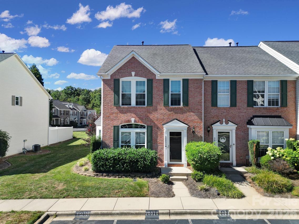2002 Cramerton Village Dr. #A, Cramerton, NC 28032