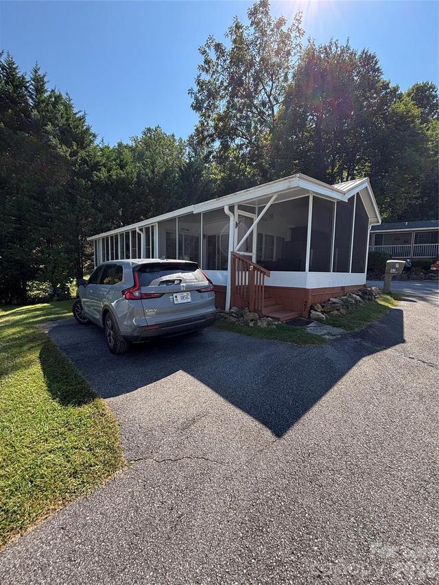 27 Levi Dr., Maggie Valley, NC 28751