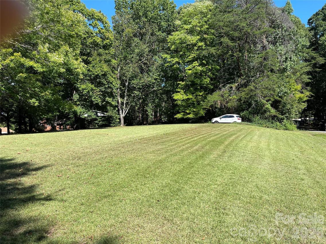 Dogwood Ln., Mocksville, NC 27028