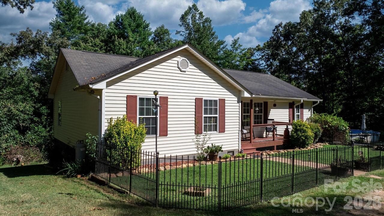 4218 Piney Rd., Morganton, NC 28655