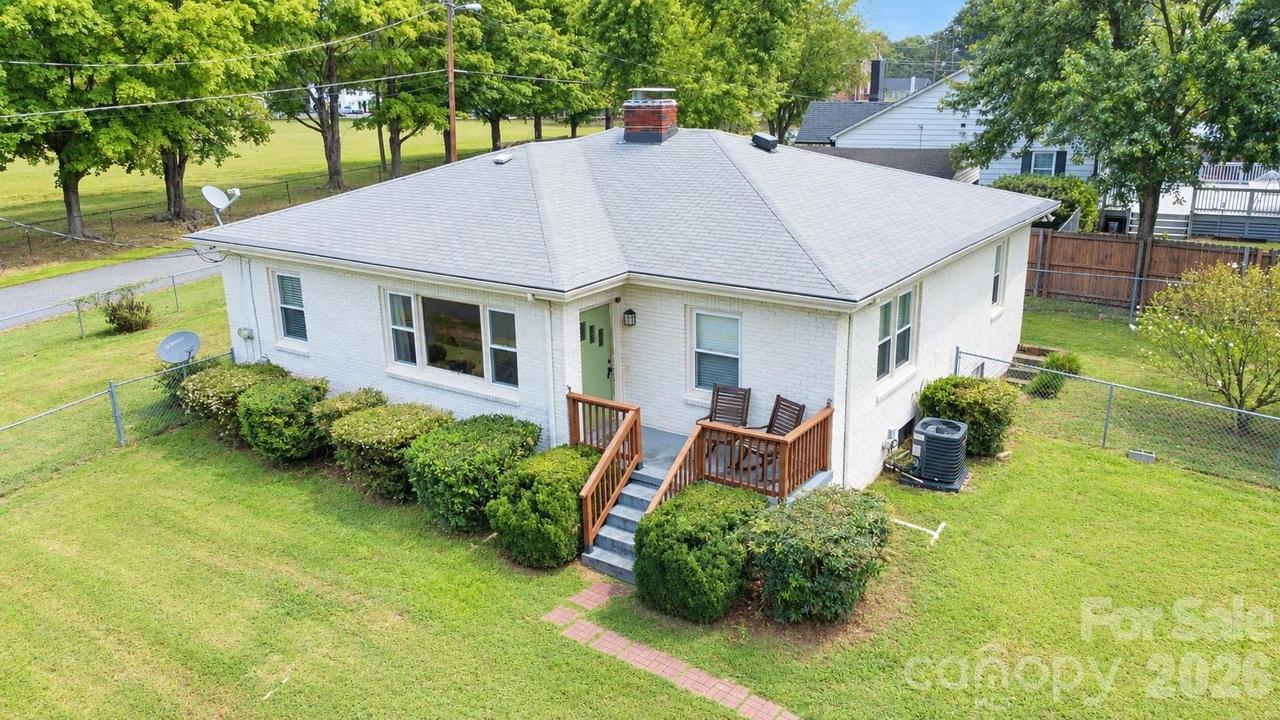 2000 Clay St., Kannapolis, NC 28083