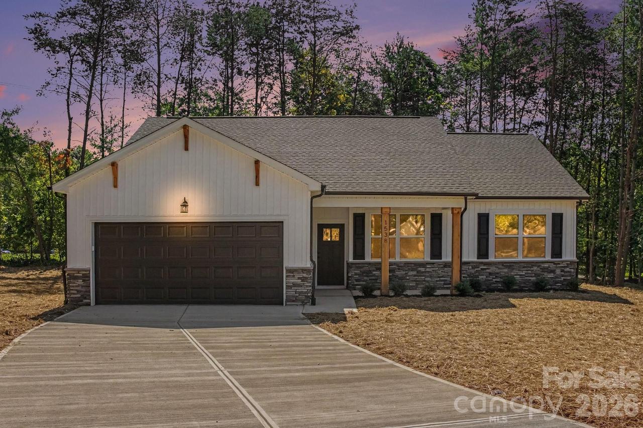 1538 34th Avenue Ln., Hickory, NC 28601
