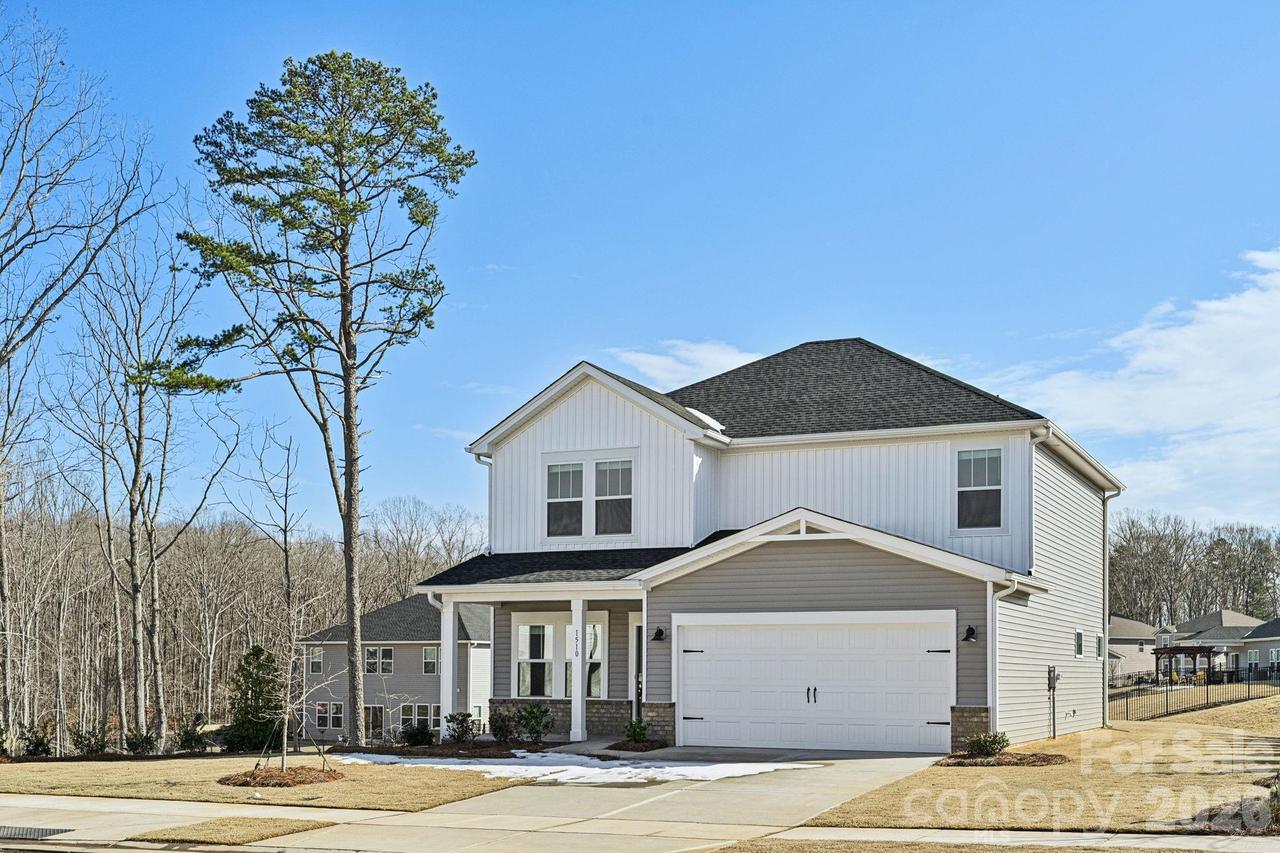 2411 Chartwell St., Stanley, NC 28164