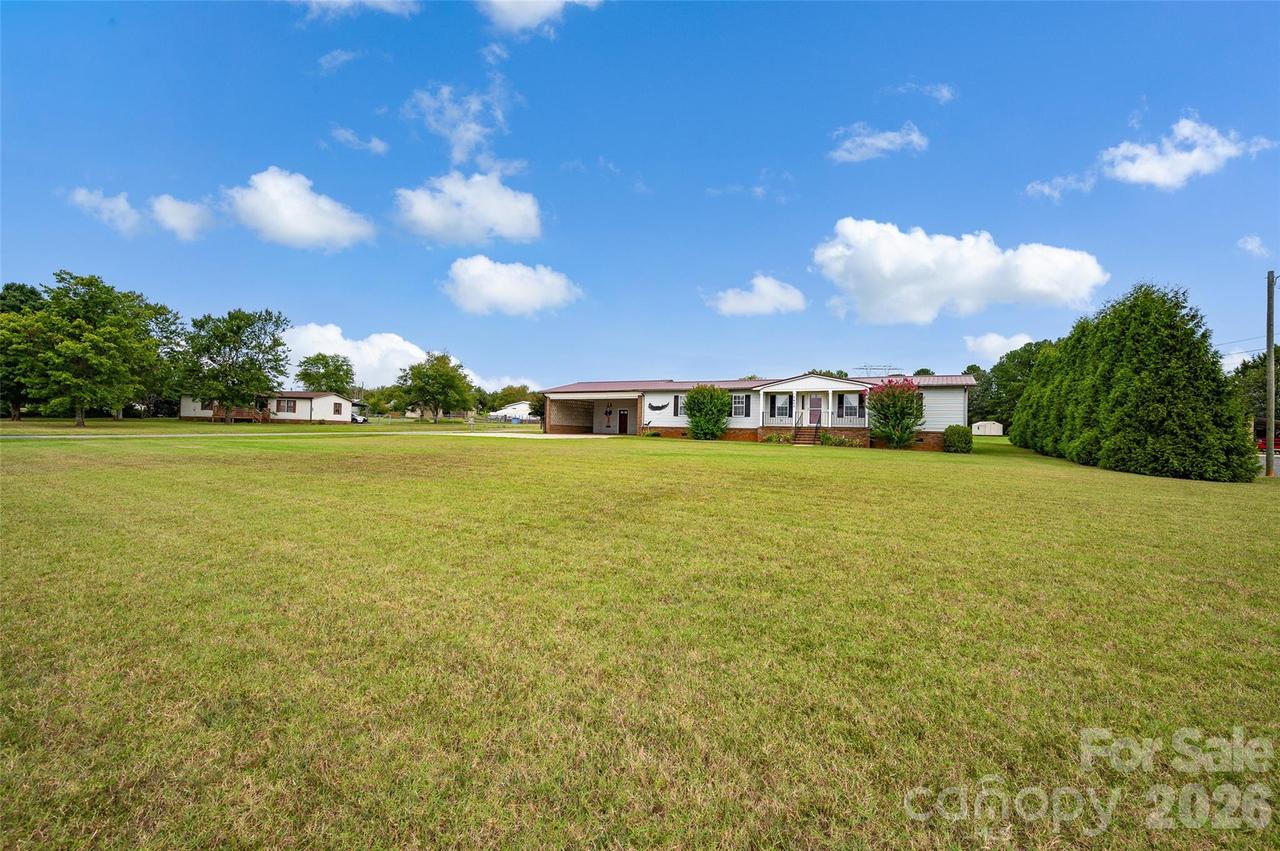 2468 Old Mountain Rd., Statesville, NC 28625