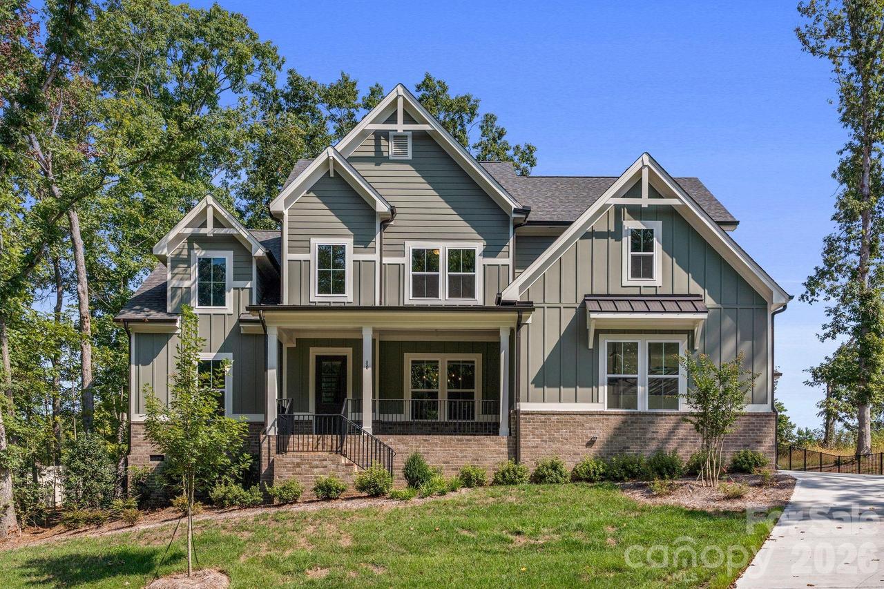 80 42nd Avenue Dr., Hickory, NC 28601