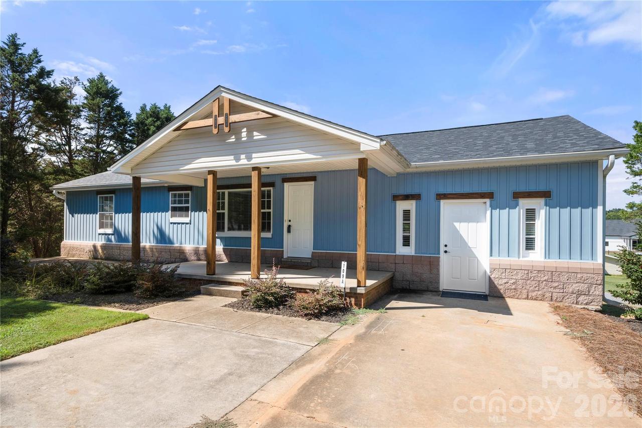 109 Woodside Ave., Gastonia, NC 28054