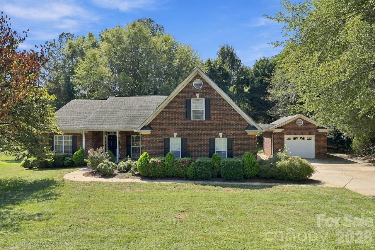5911 Sugarcane Ct., Mint Hill, NC 28227