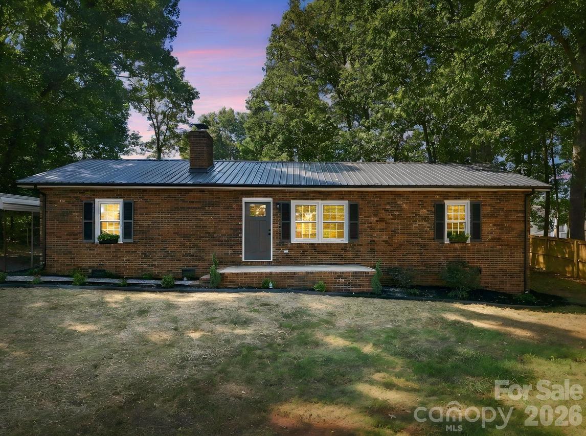3231 Frazier Dr., Claremont, NC 28610