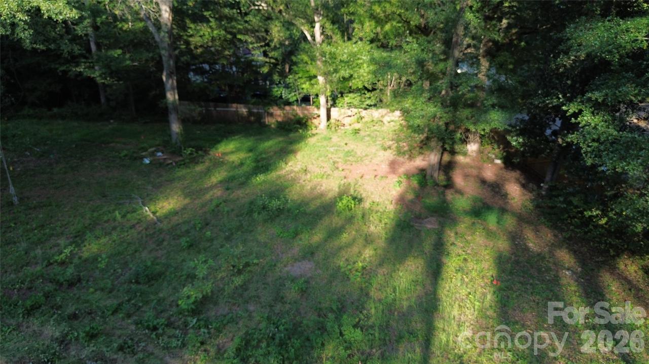 1074 Betterbrook Ln., Lincolnton, NC 28092