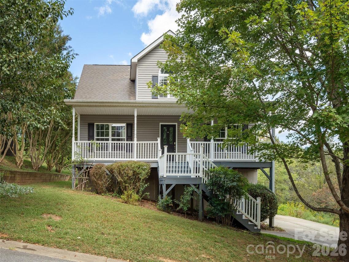 44 Ridgeland Ln., Asheville, NC 28805