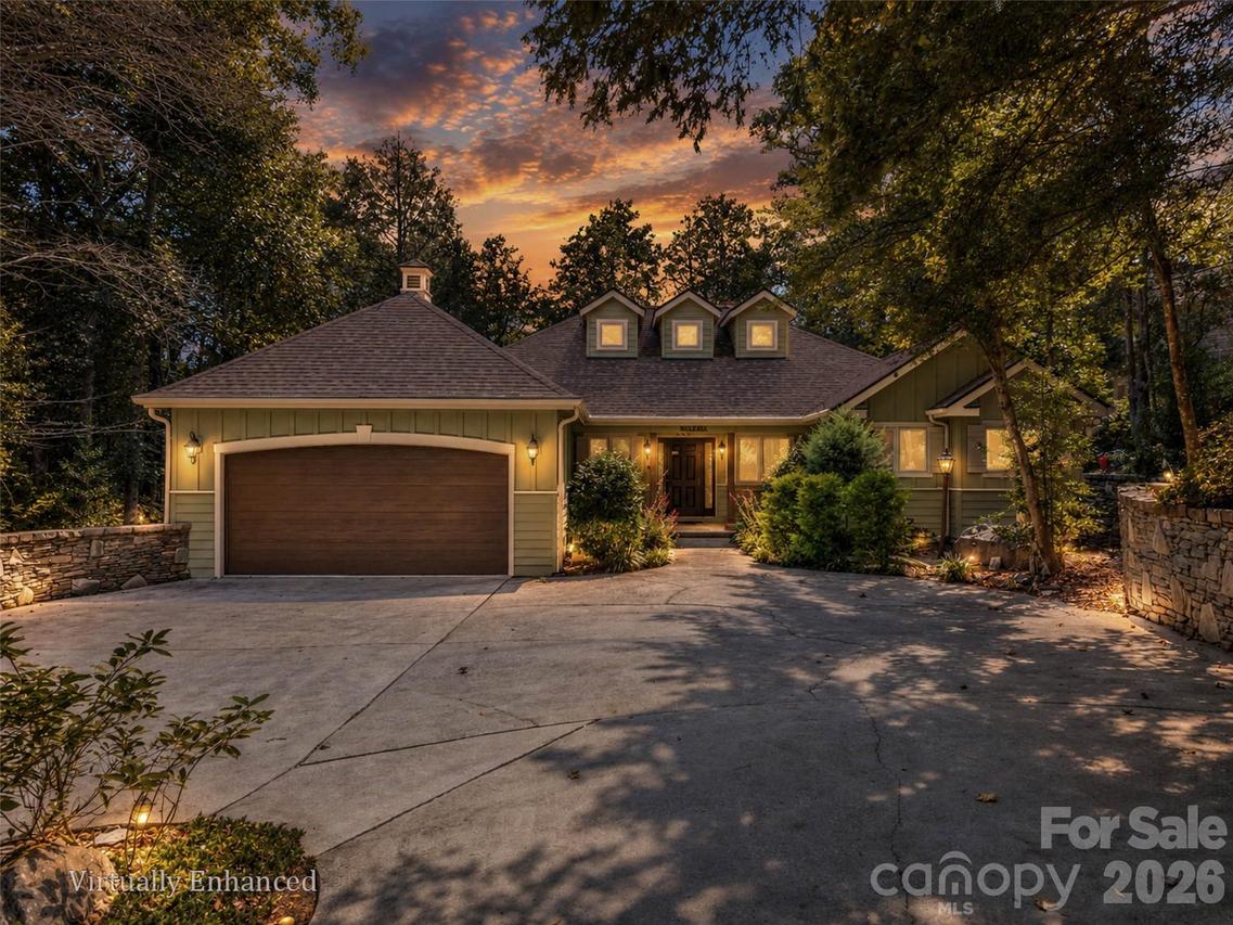 361 Lurewoods Manor Dr., Lake Lure, NC 28746