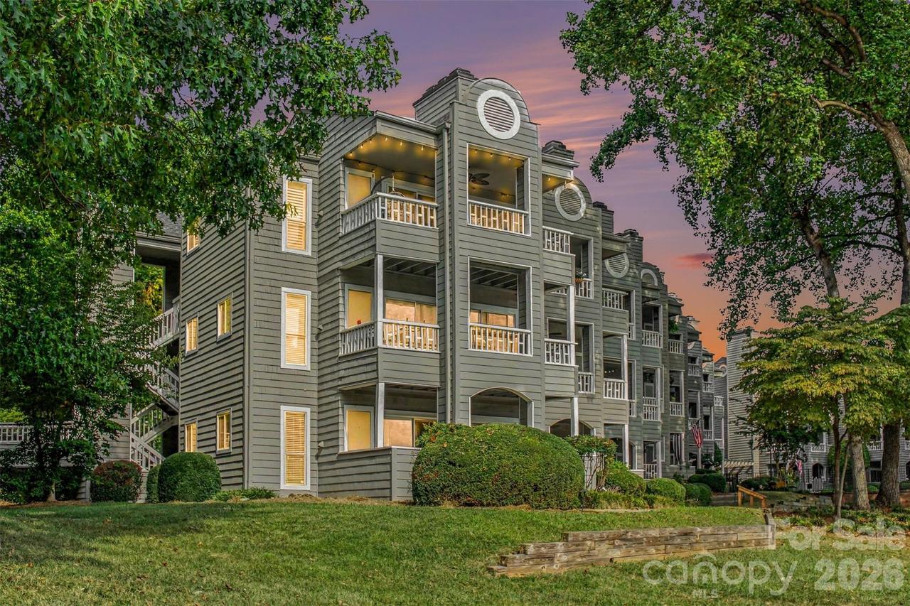 203 Northwest Dr., Davidson, NC 28036