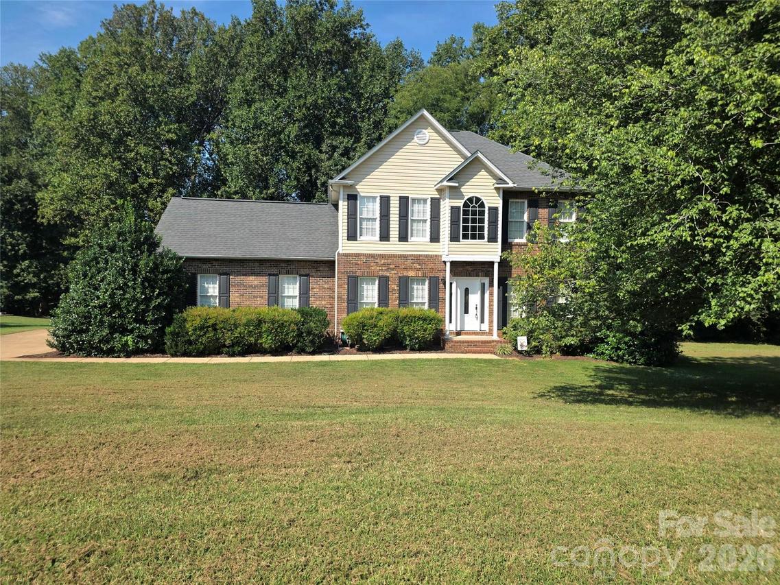 2591 Chandy St., Newton, NC 28658