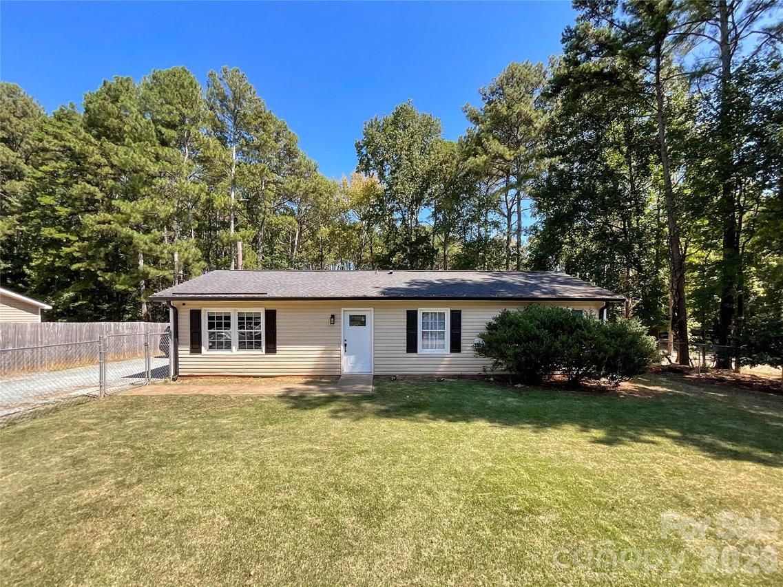 412 N Secrest Ave., Monroe, NC 28110