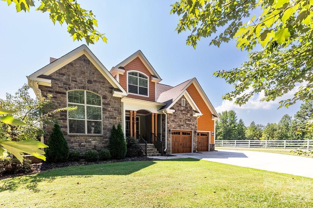 7996 Malibu Pointe Ln., Denver, NC 28037