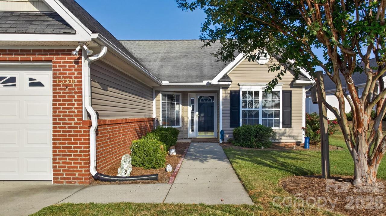 1330 Bayswater Dr., High Point, NC 27265