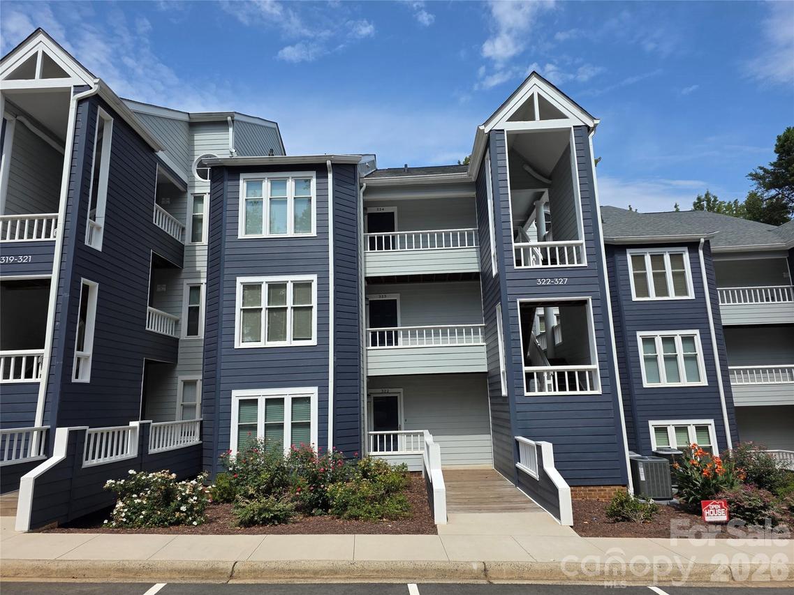 323 Northwest Dr., Davidson, NC 28036