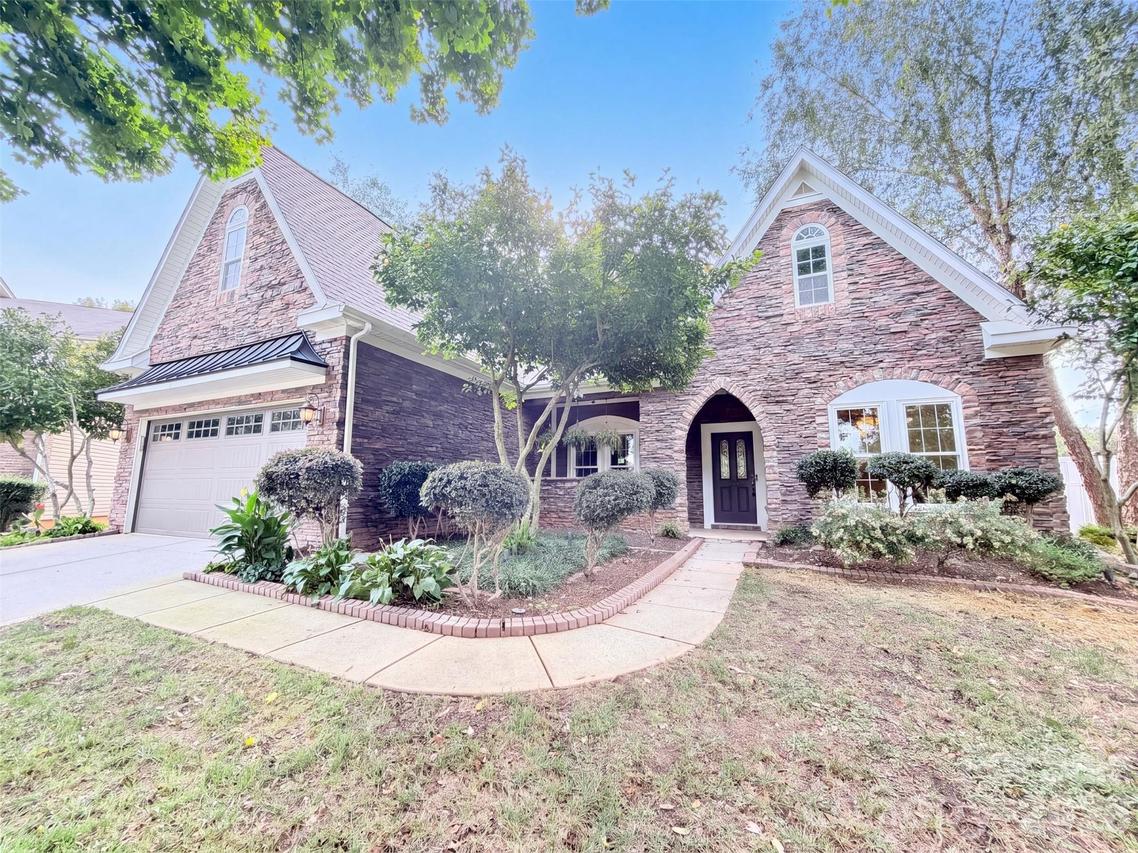 15203 Gathering Ct., Charlotte, NC 28278