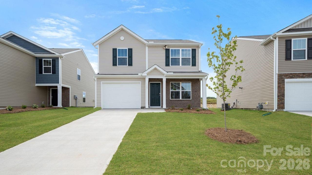 20 Katherine Emilie Dr., Hendersonville, NC 28792