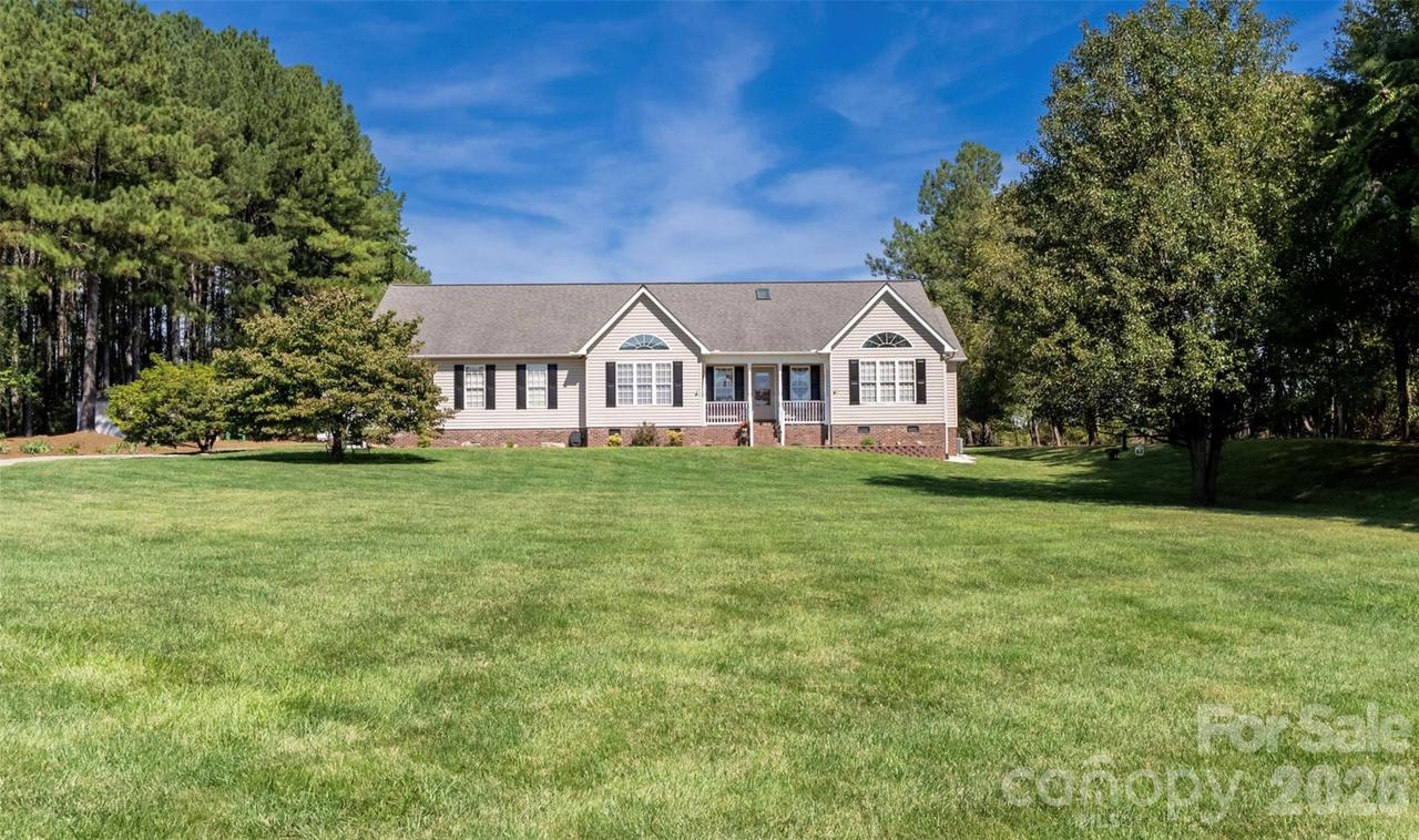 294 Gilbert Rd., Statesville, NC 28677