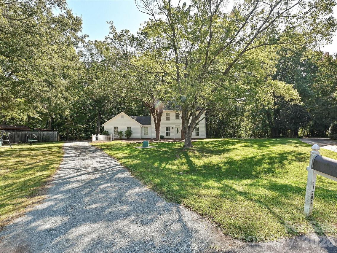 11200 Walking Horse Ln., Charlotte, NC 28215