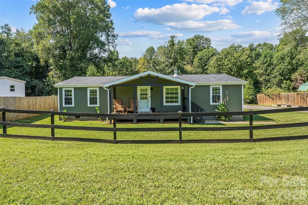 2495 Piney Rd., Morganton, NC 28655