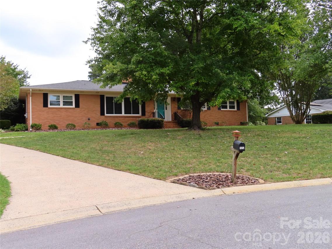 122 Chanticleer Ct., Charlotte, NC 28214