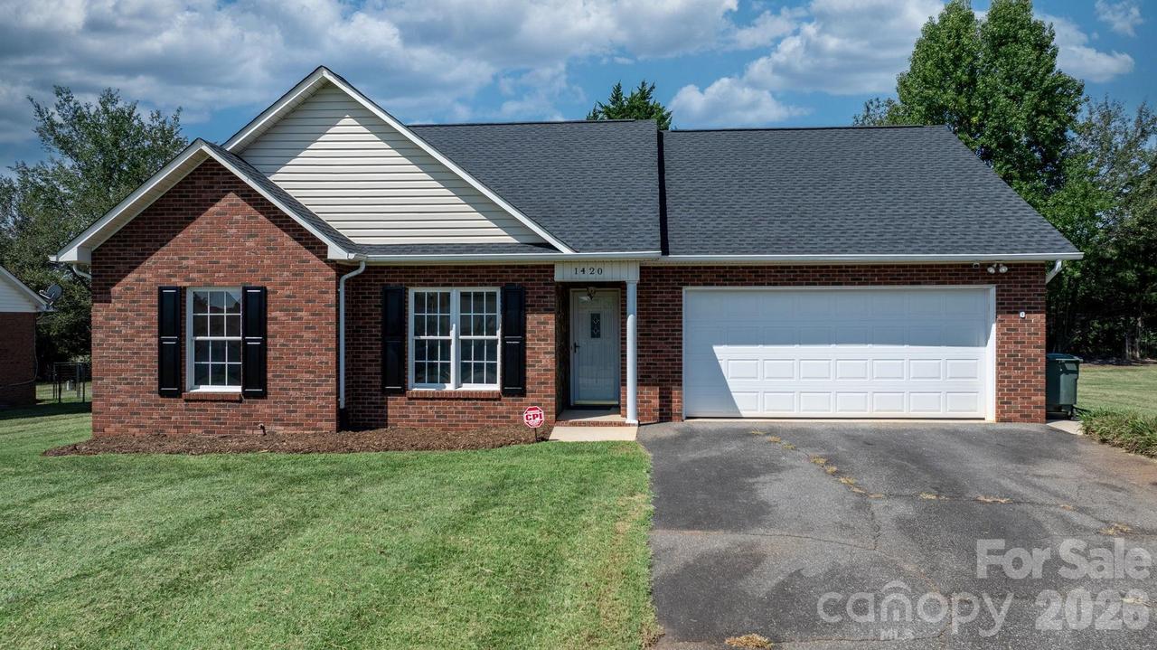 1420 Farmington Hills Dr., Conover, NC 28613