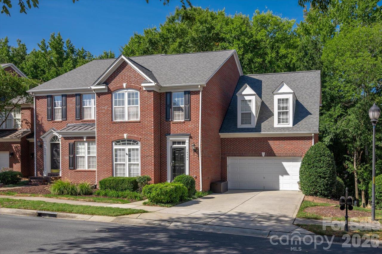 10304 Berkeley Pond Dr., Charlotte, NC 28277