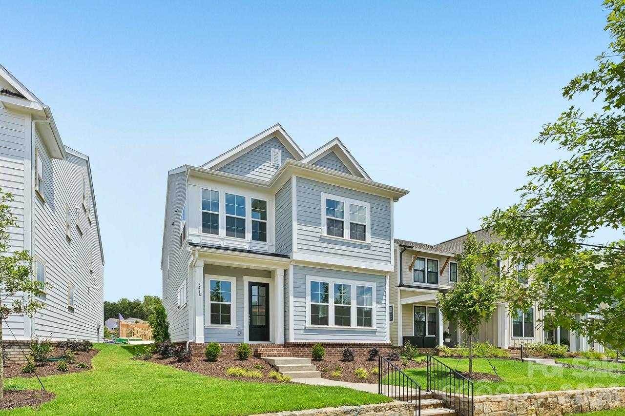 7419 Westrow Ave., Charlotte, NC 28278