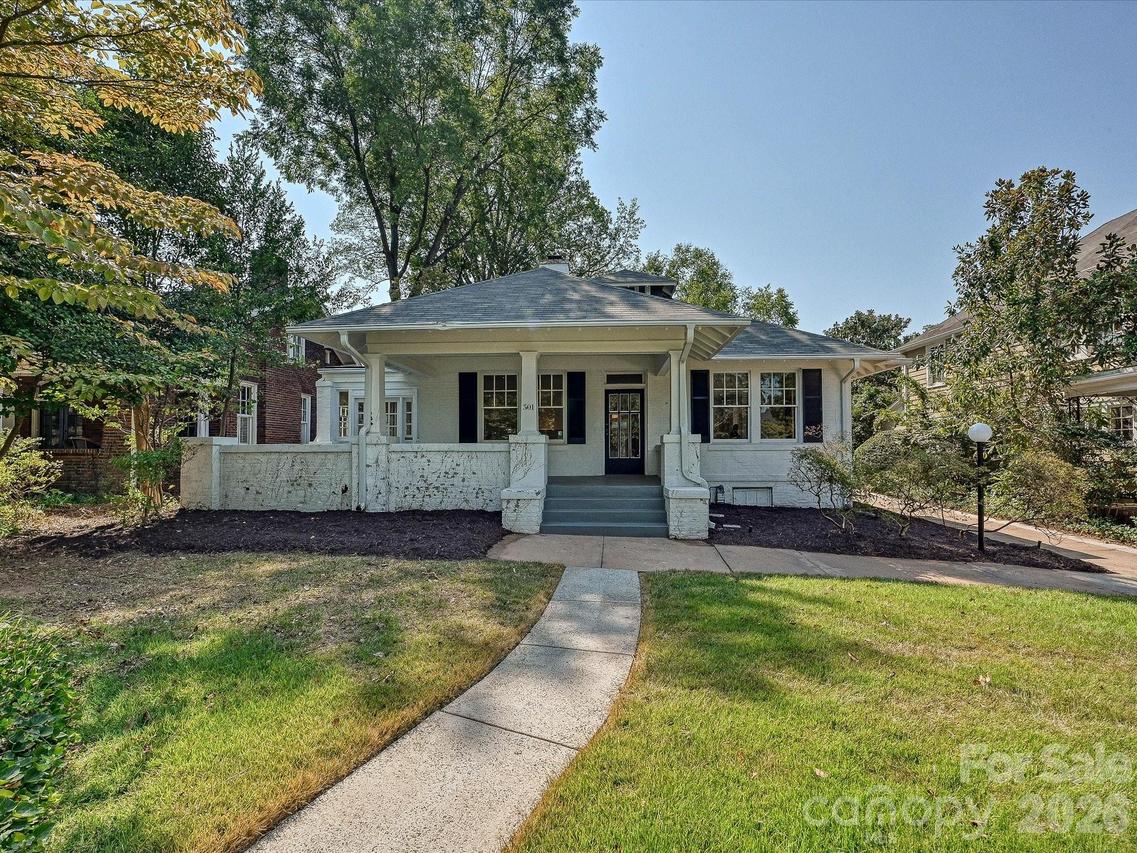 501 Hermitage Ct., Charlotte, NC 28207