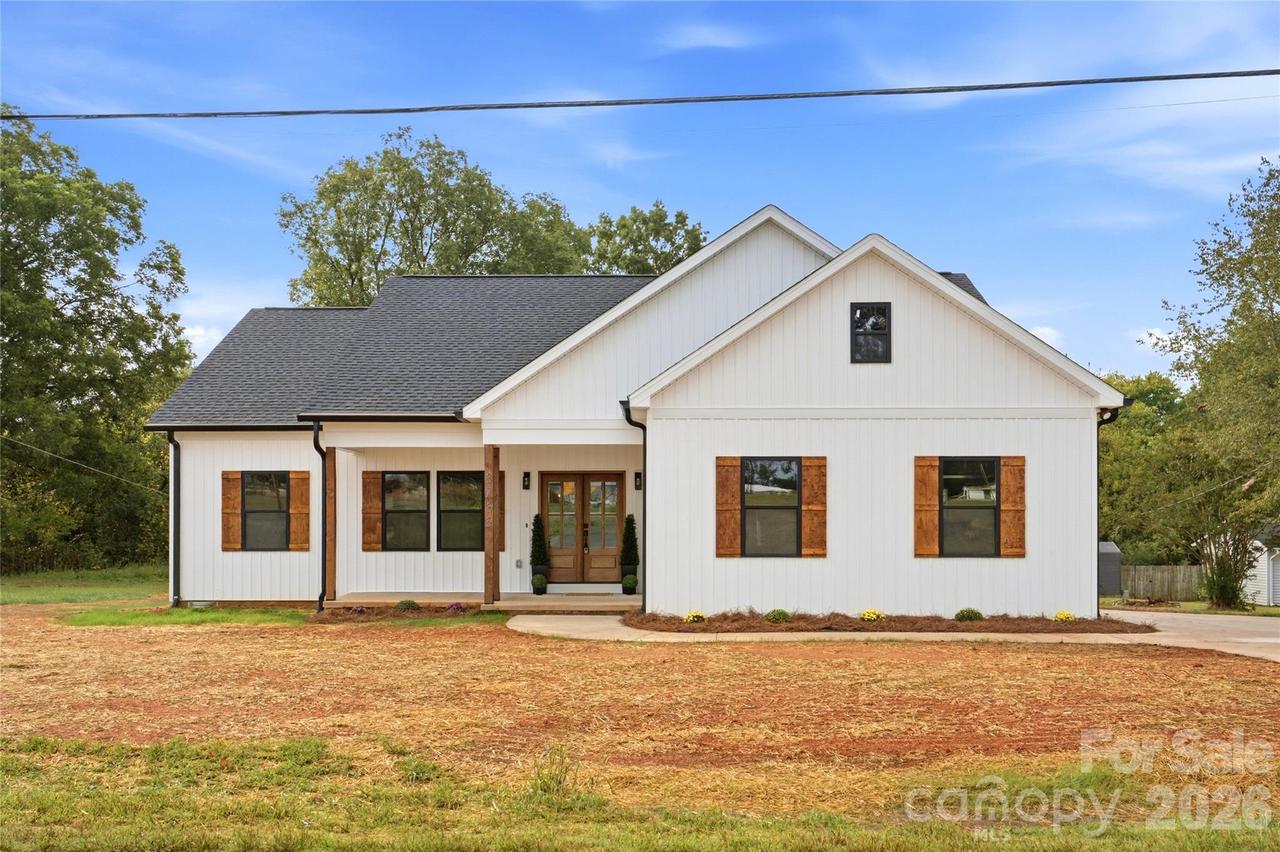 3733 Us 70 Hwy., Claremont, NC 28610
