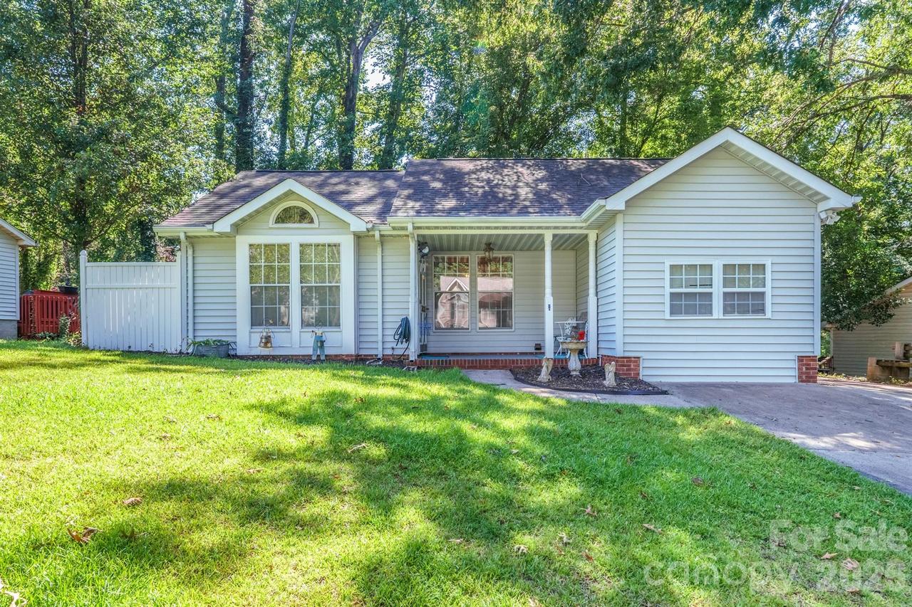 6833 Shiloh Ridge Ln., Charlotte, NC 28212