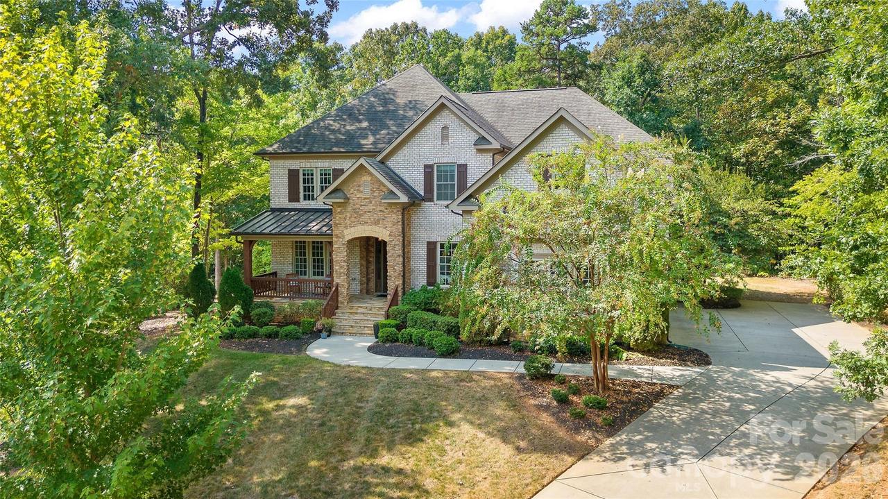 1623 Hawkstone Dr., Waxhaw, NC 28173