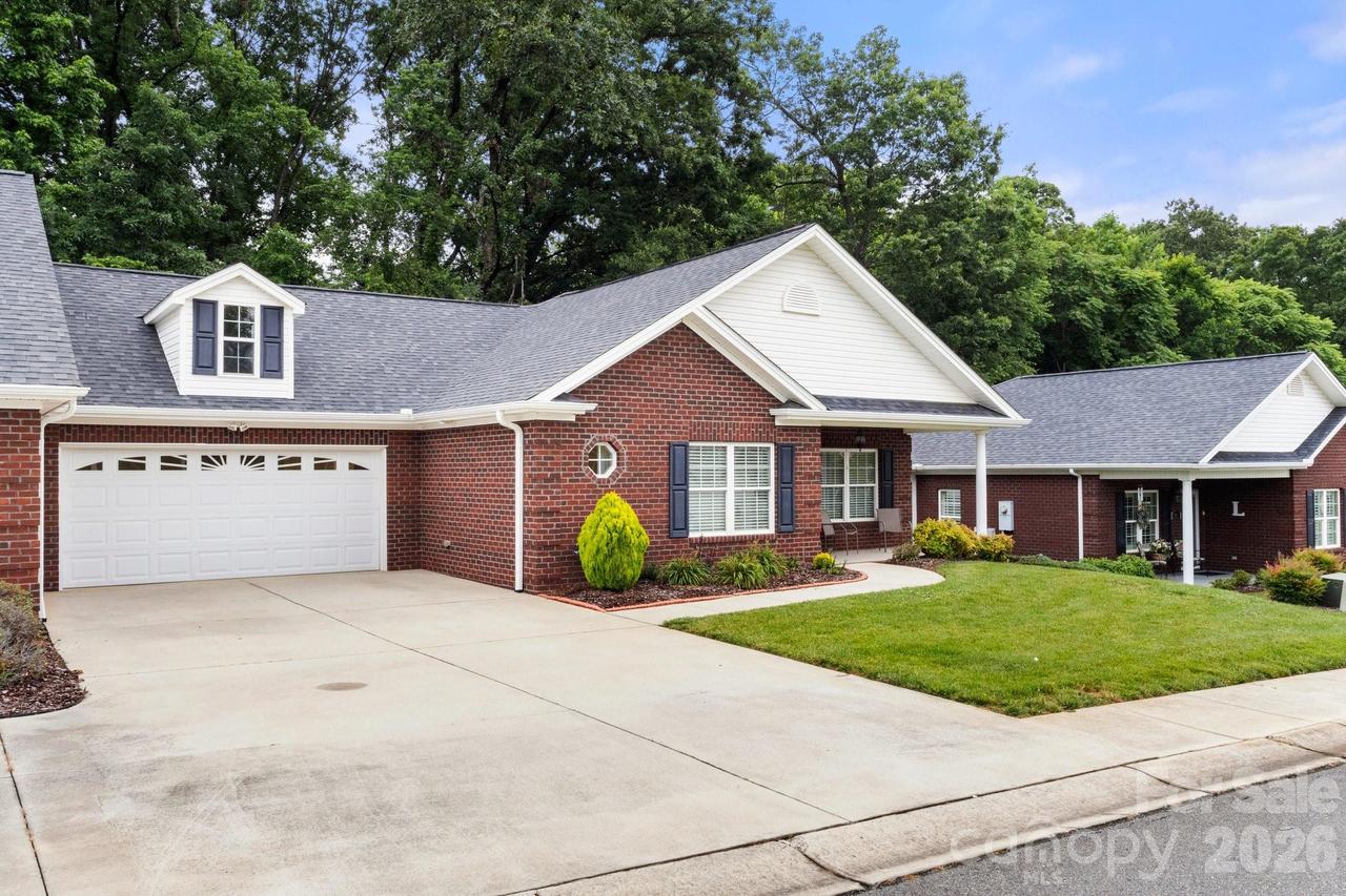 207 Crystal Springs Ln. #94, Shelby, NC 28150