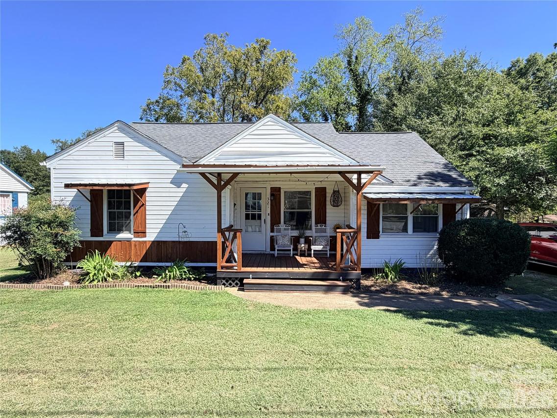 321 21st St. #41,42, Hickory, NC 28602